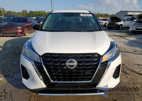 2024 Nissan Kicks S z USA, uszkodzony, nr VIN 3N1CP5BV3RL528942